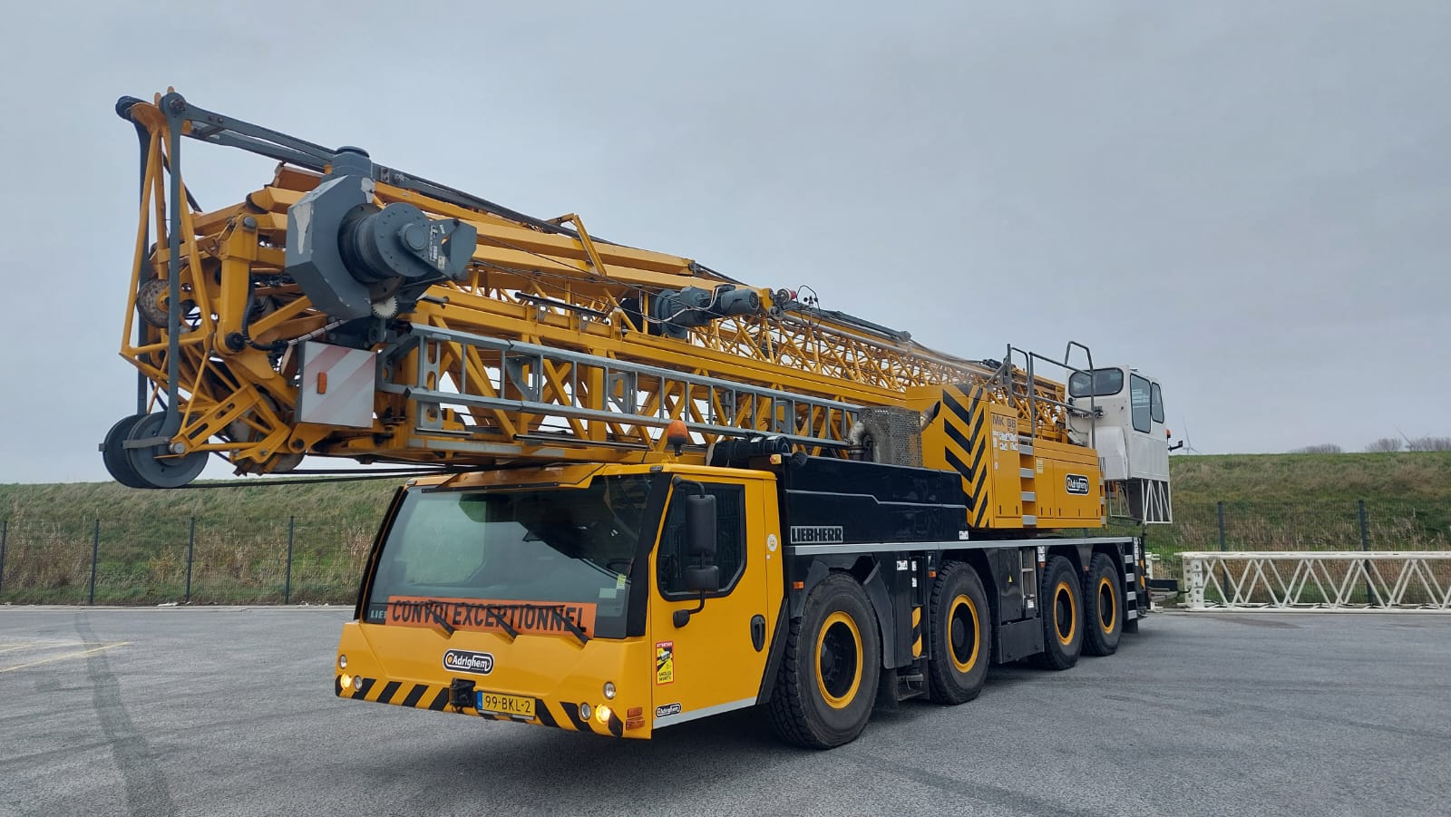 Liebherr MK88 Plus