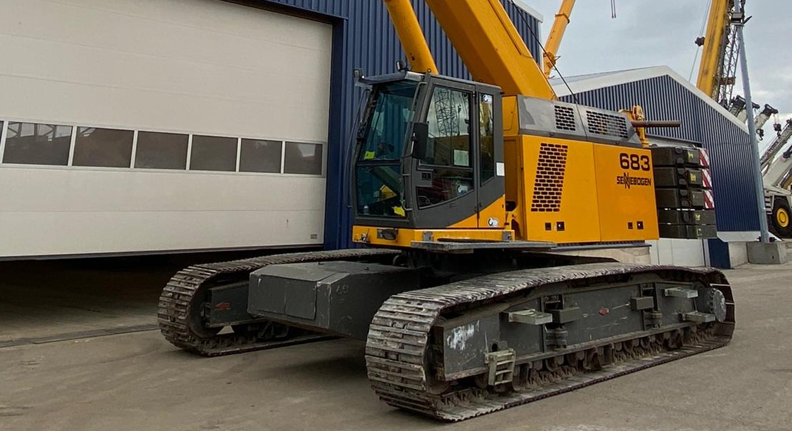 Sennebogen 683