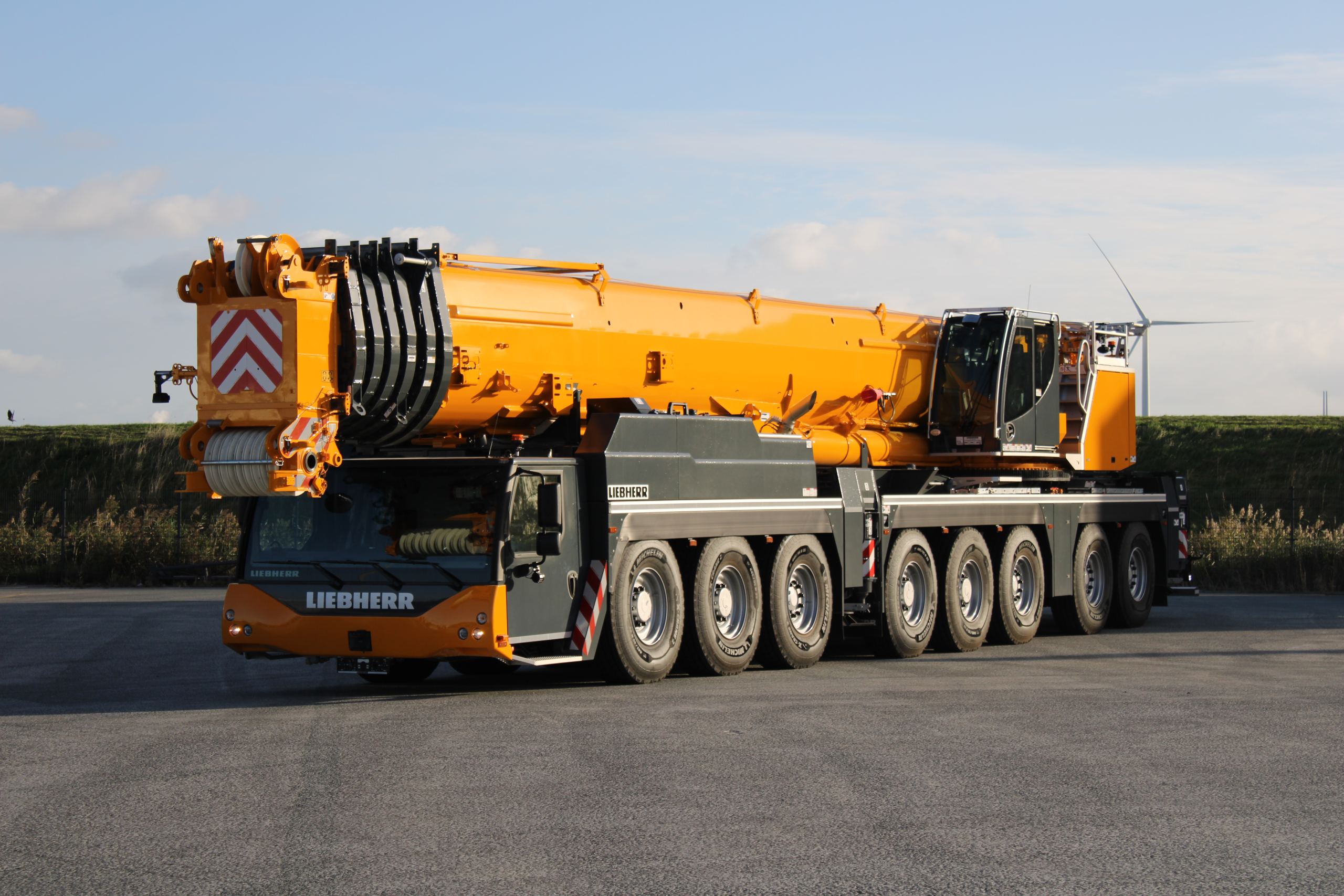Liebherr LTM1450-8.1