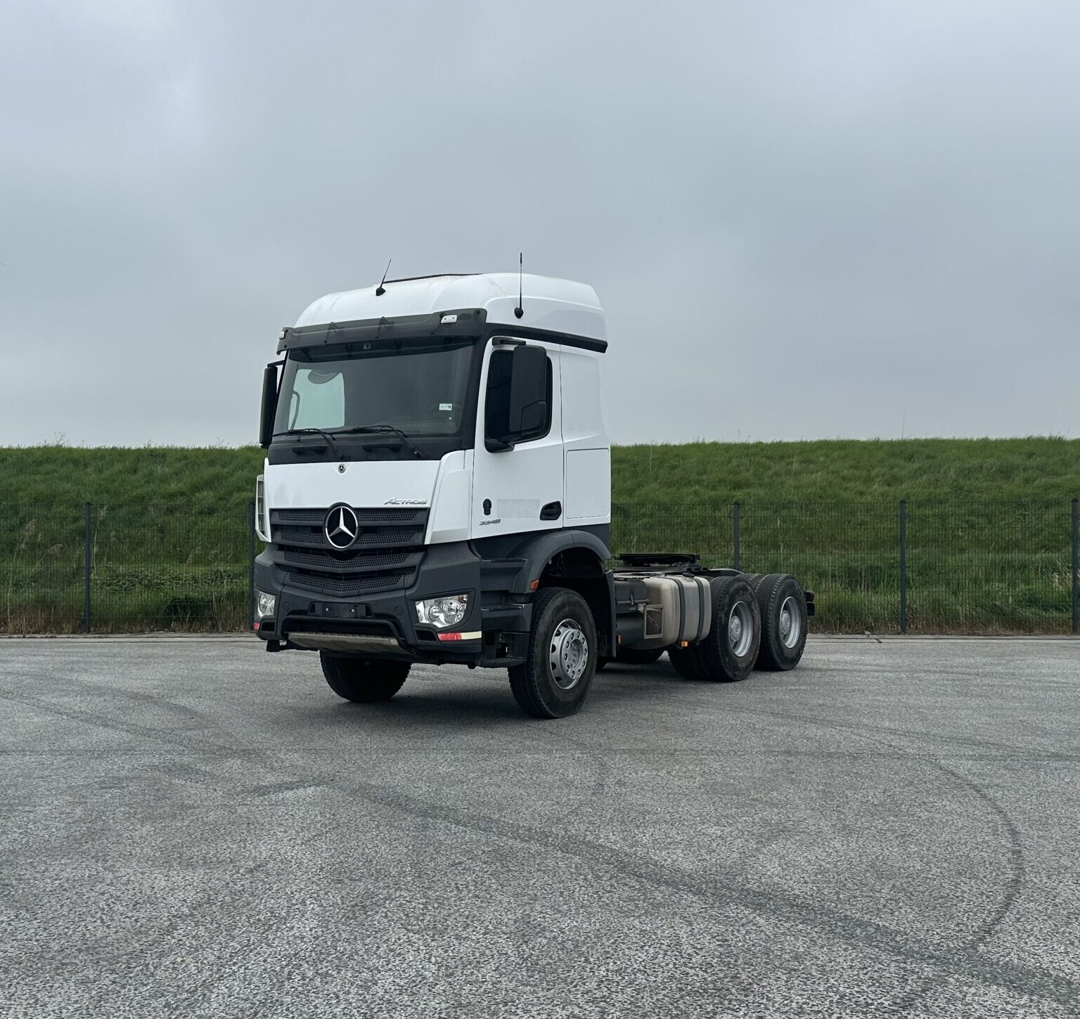 Mercedes-Benz Actros 3348 S 6×4