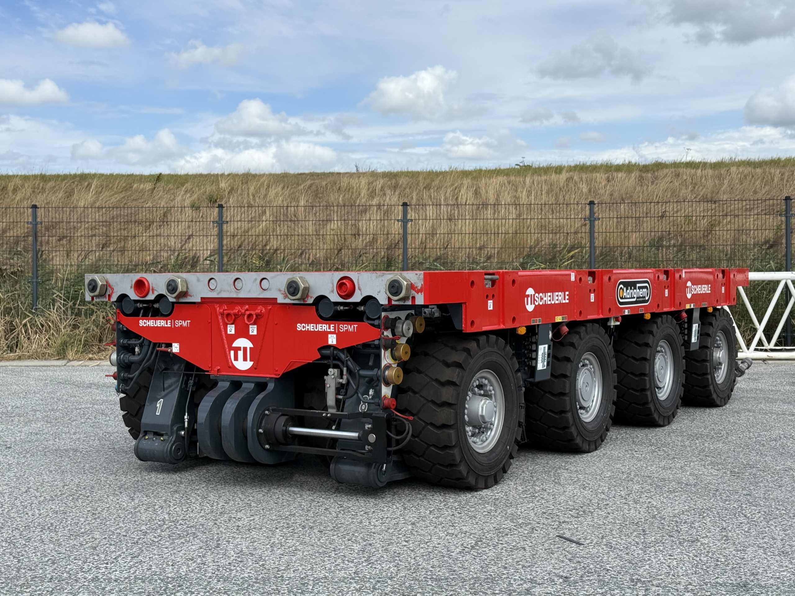 Scheuerle 4-axle SPMT ES