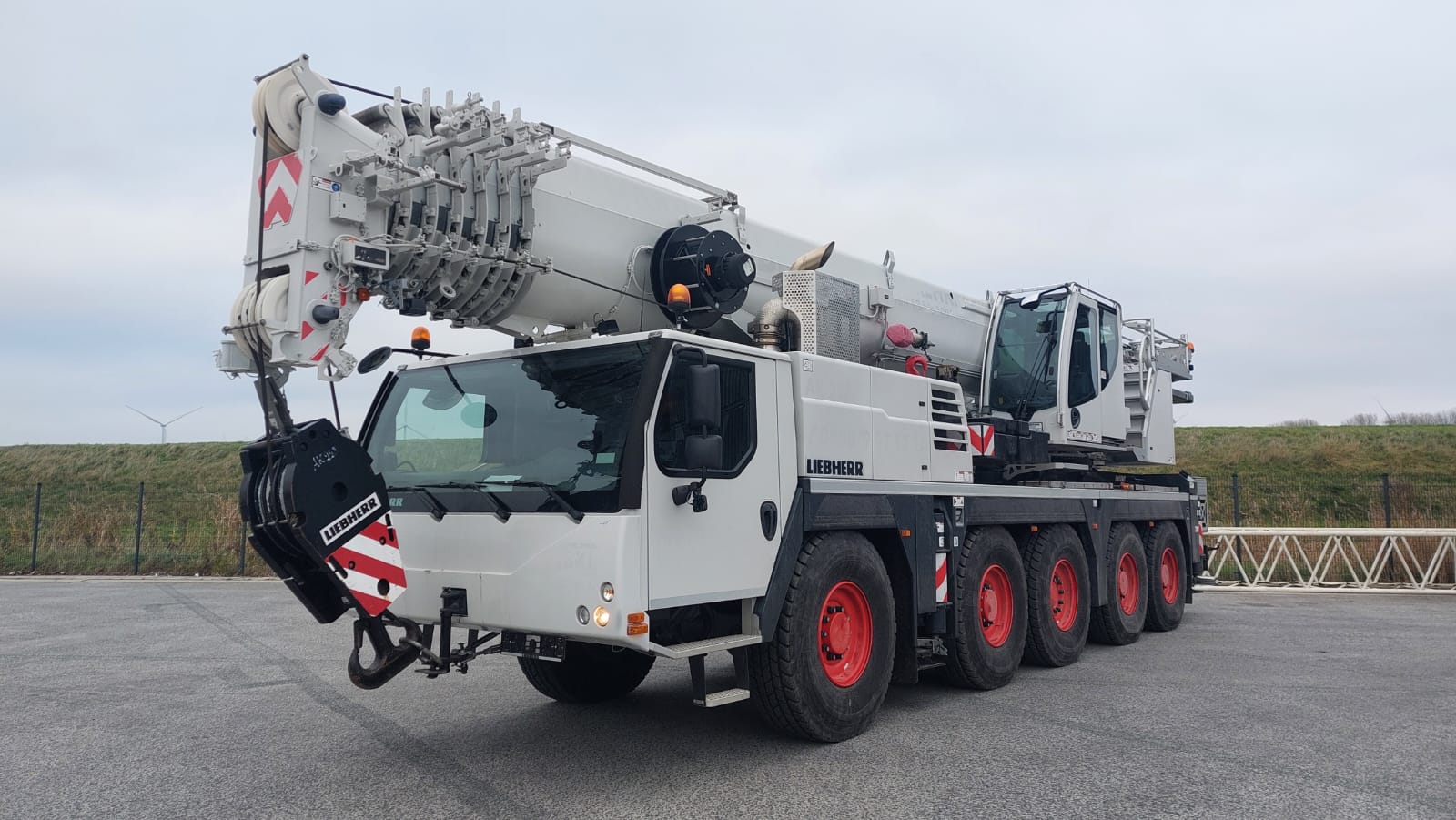 Liebherr LTM1110-5.1