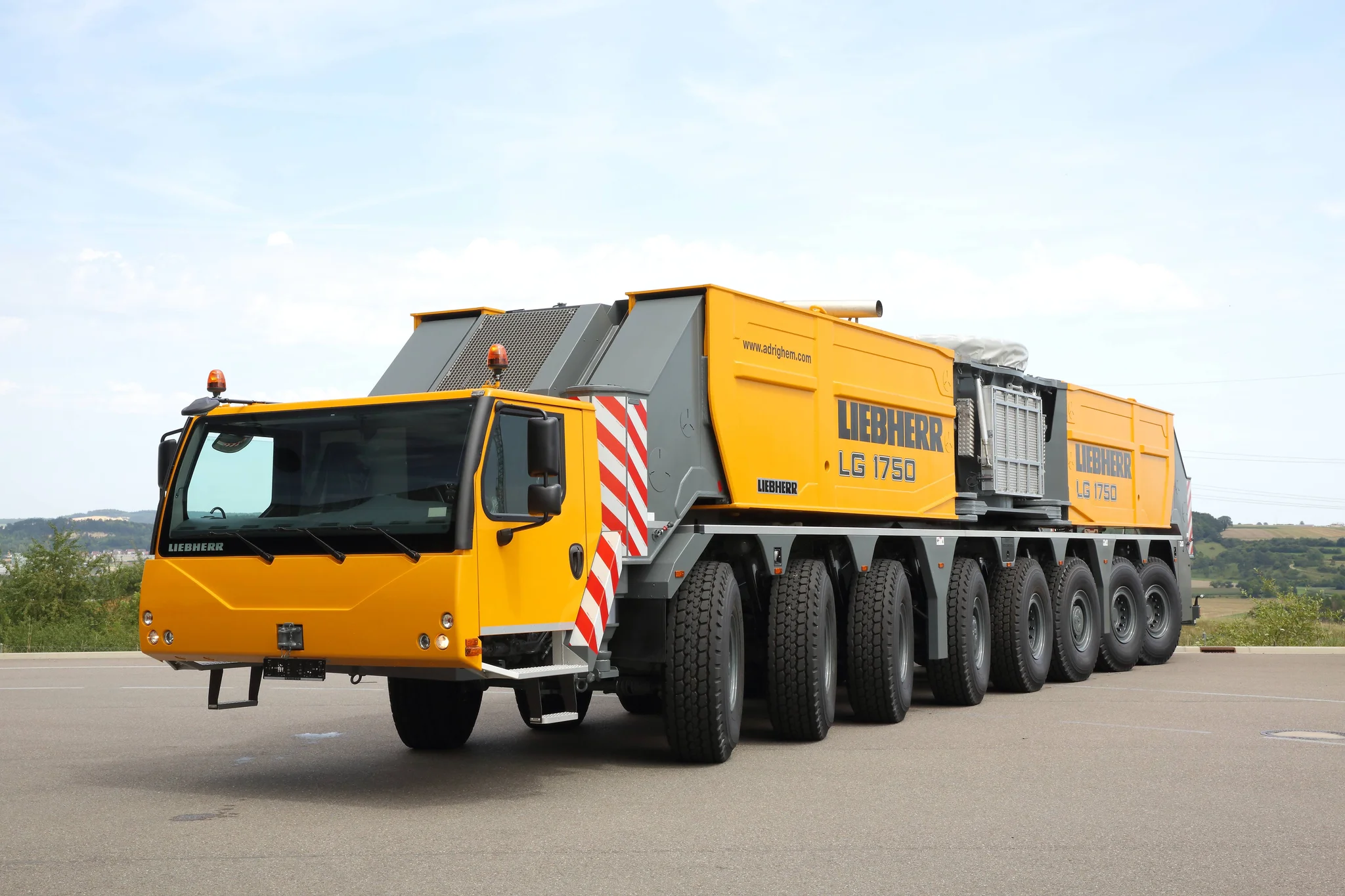 Liebherr LG1750
