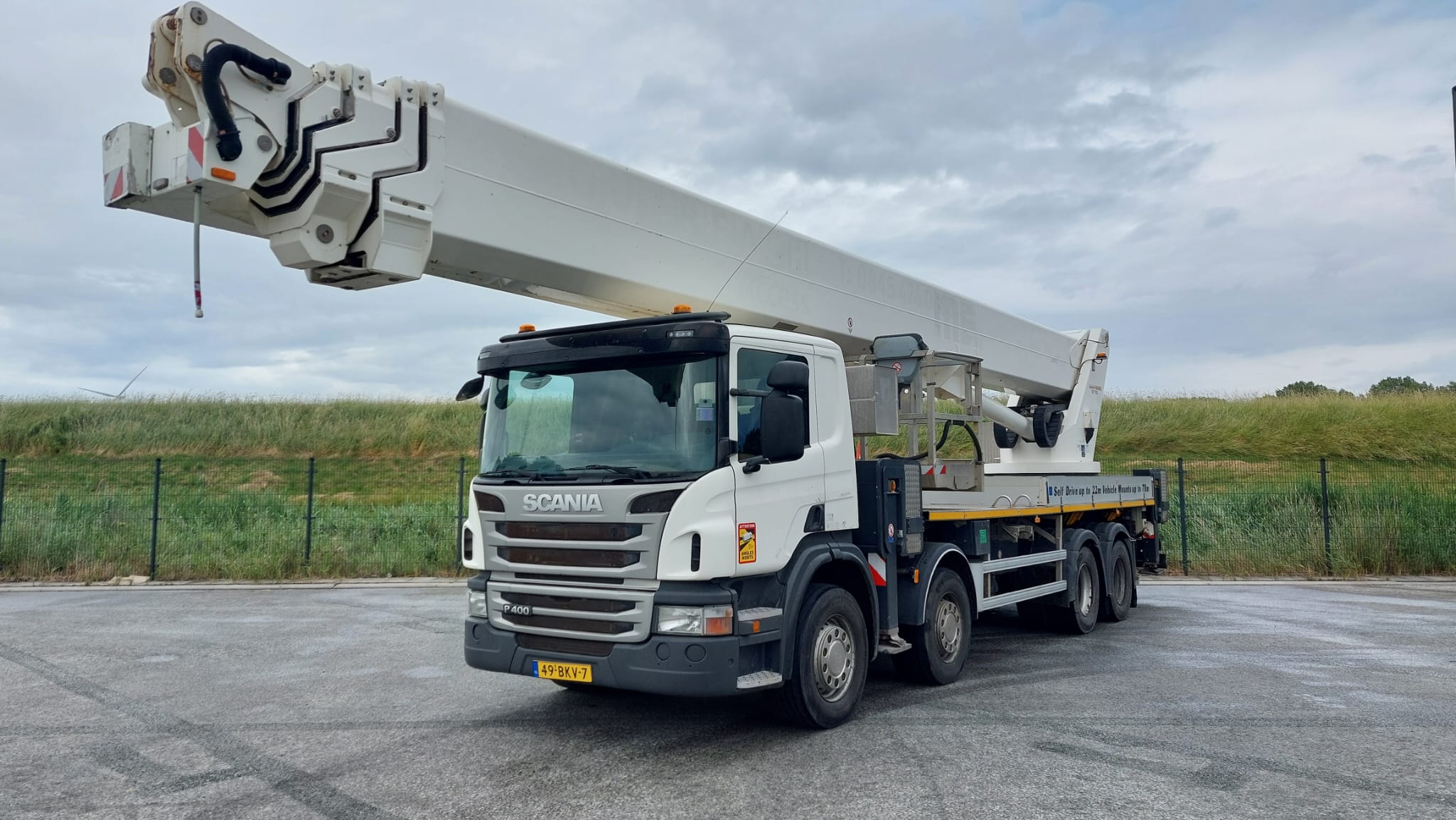 Scania P400 & Wumag WT700