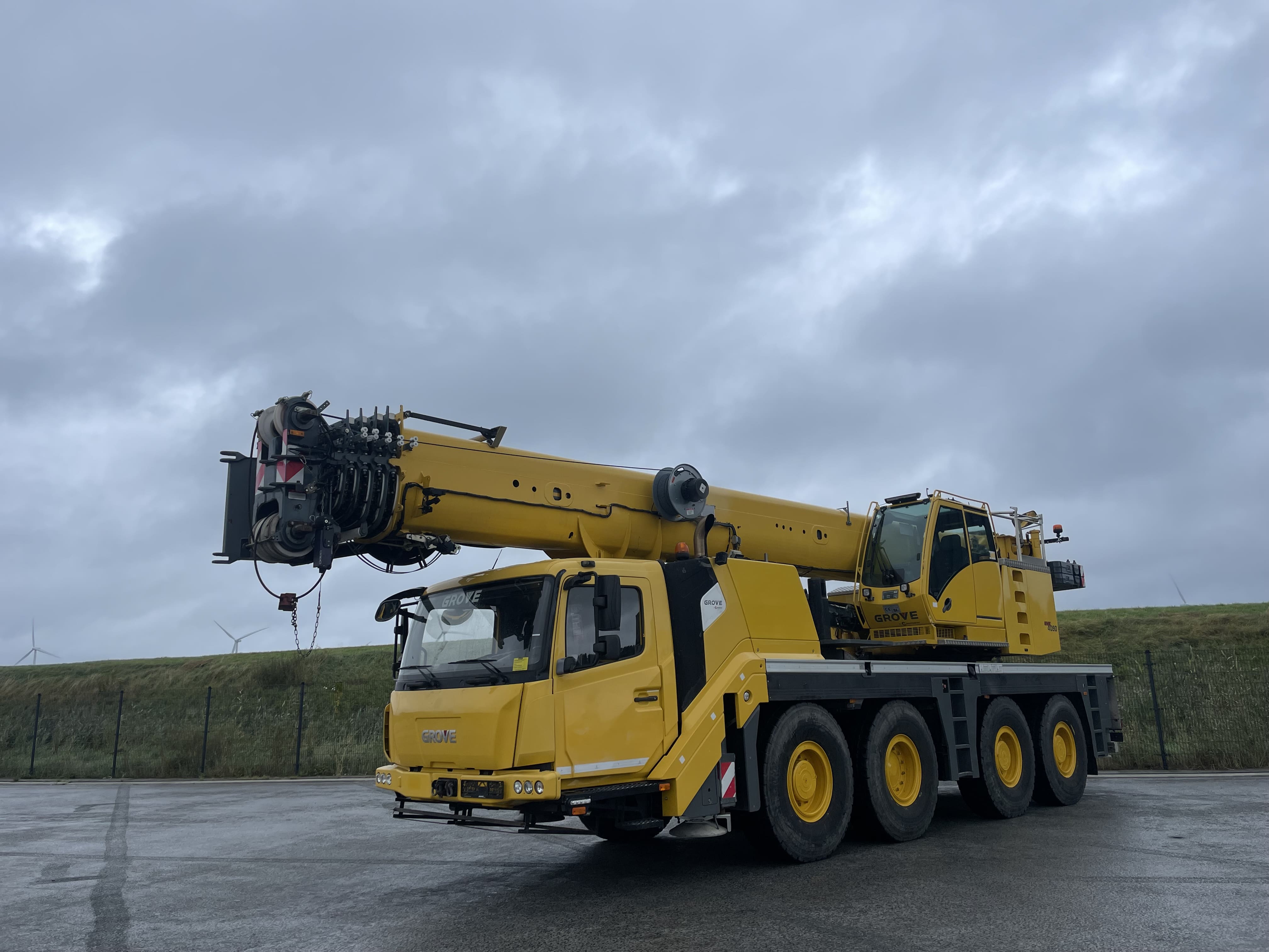 Grove GMK 4090