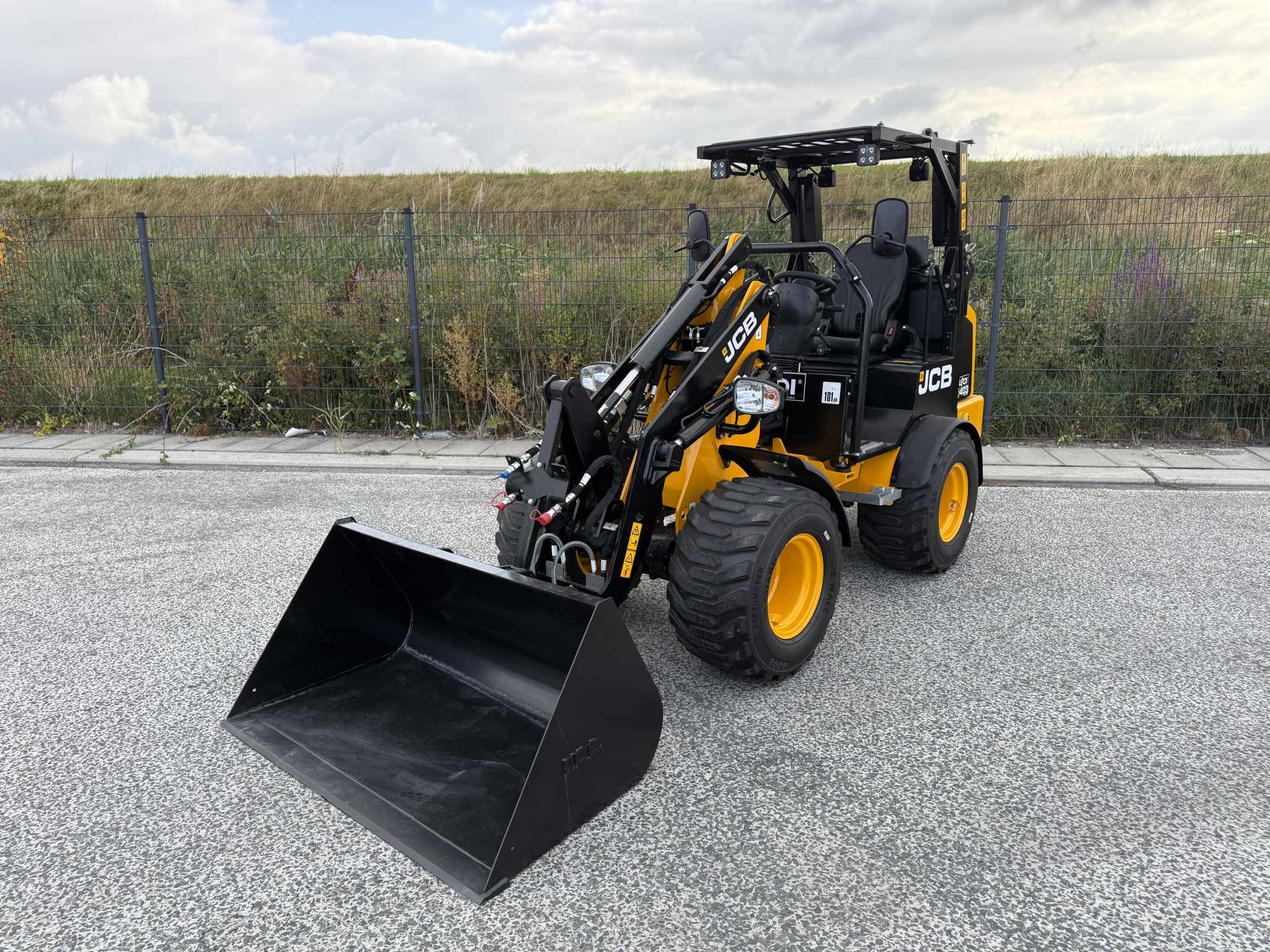 JCB 403 SP