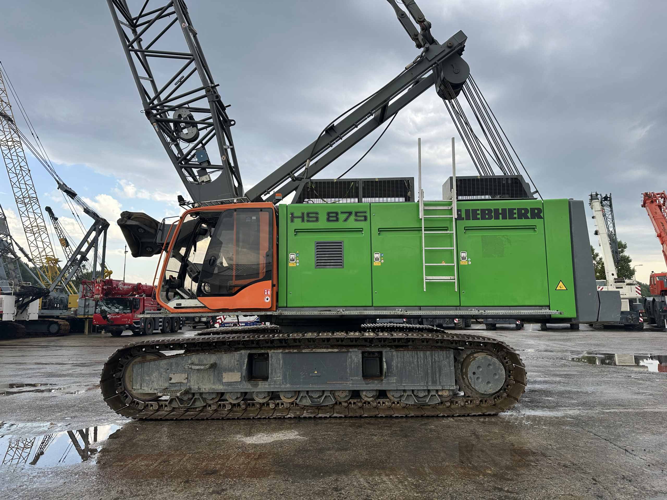 Liebherr HS 875
